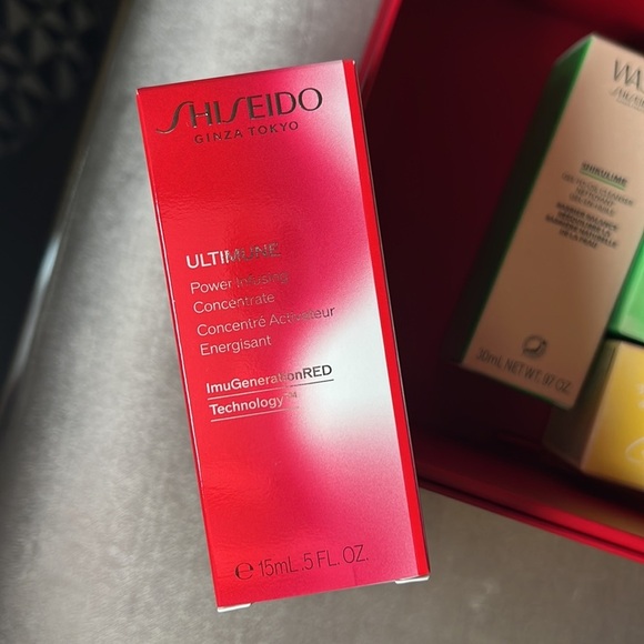 Shiseido  pack of 6 products - Picture 7 of 17